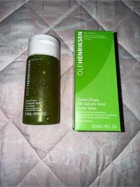 Ole Henriksen Detox Drops Acne Toner
